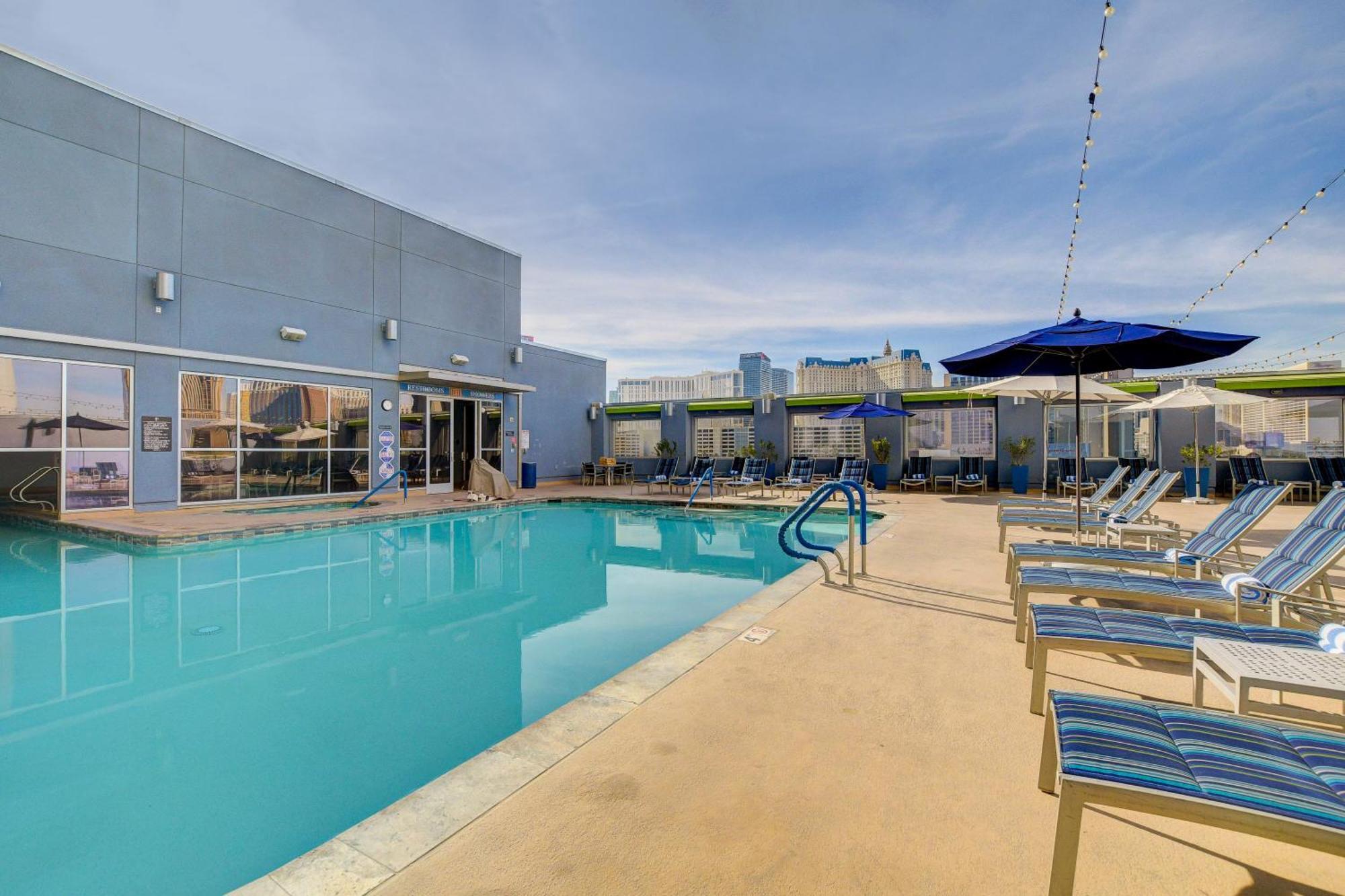 Princess Ii Platinum * Balcony Strip Views Aparthotel *