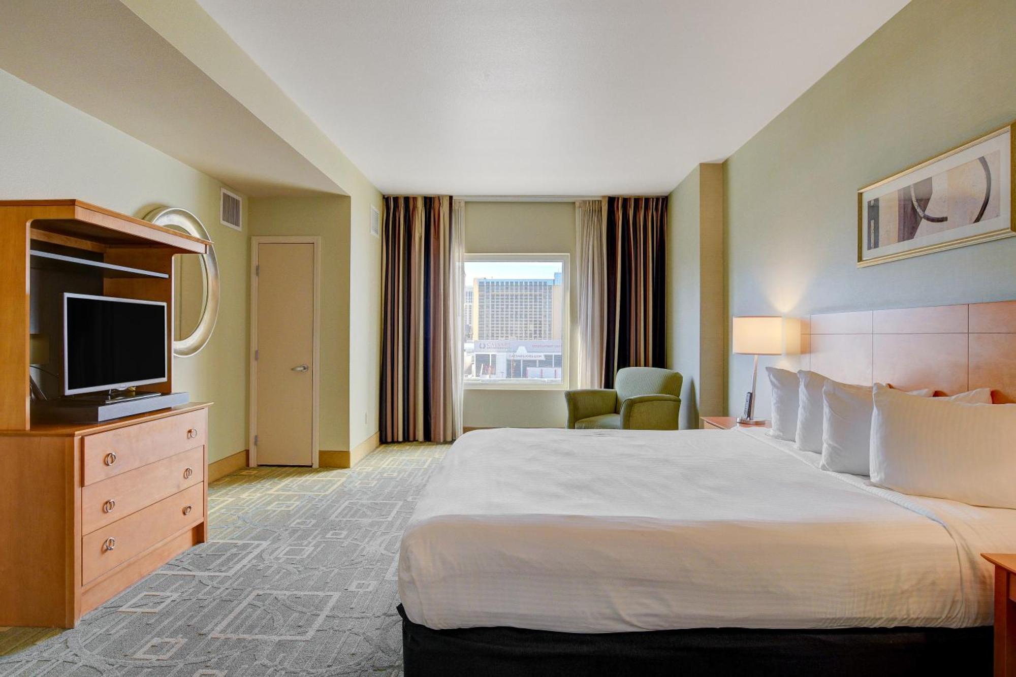 Aparthotel Princess Ii Platinum * Balcony Strip Views *