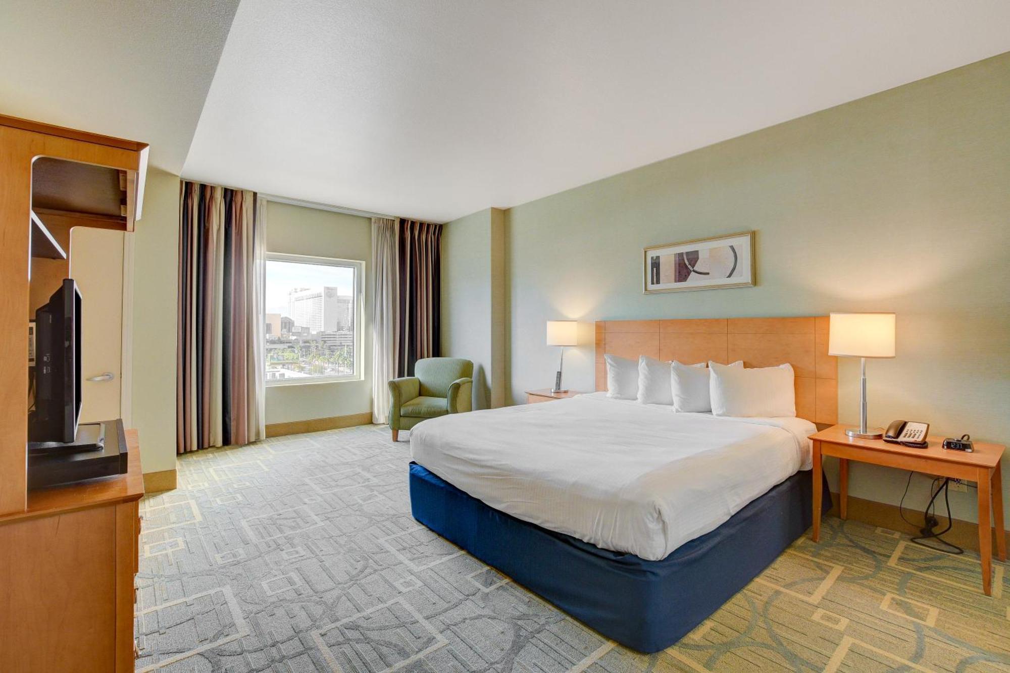 Aparthotel Princess Ii Platinum * Balcony Strip Views *